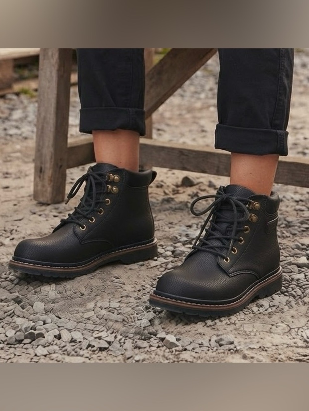 NWT Women’s Seedele Steel Toe Work Ankle Boots Black NEW - Size 40 (US 9-9.5)